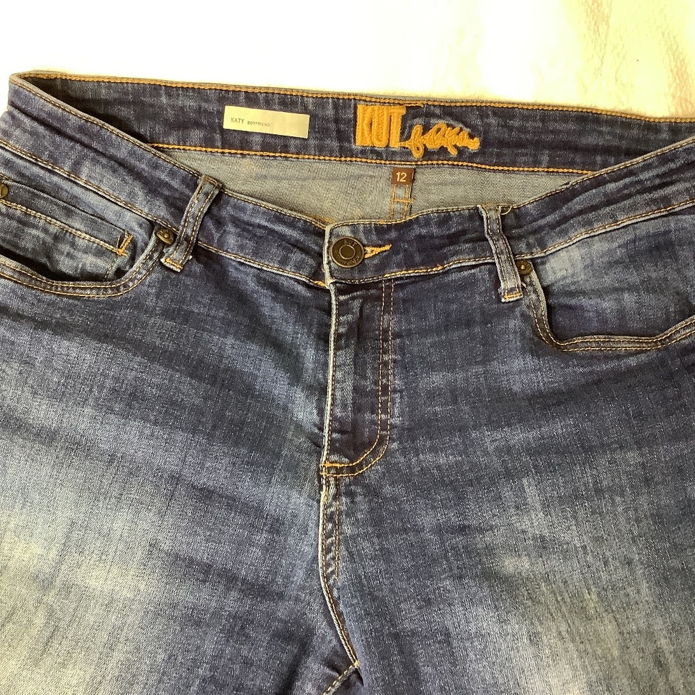 EUC Kut from‎ the kloth Katy Boyfriend denim jeans sz.12